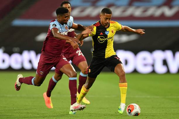 经成为了许 经成为了许