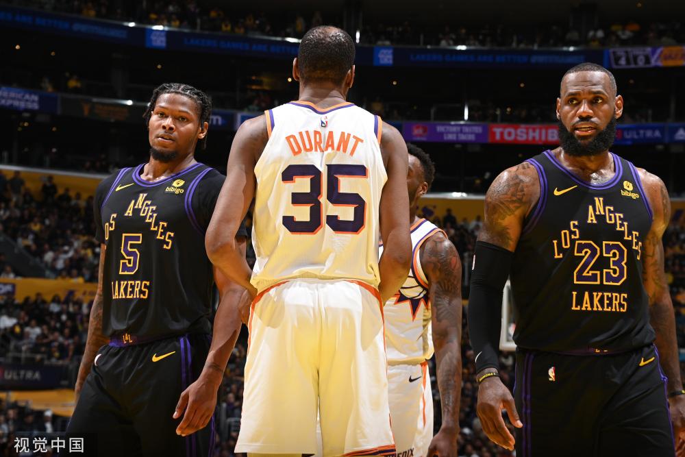 他从默默无 他从默默无