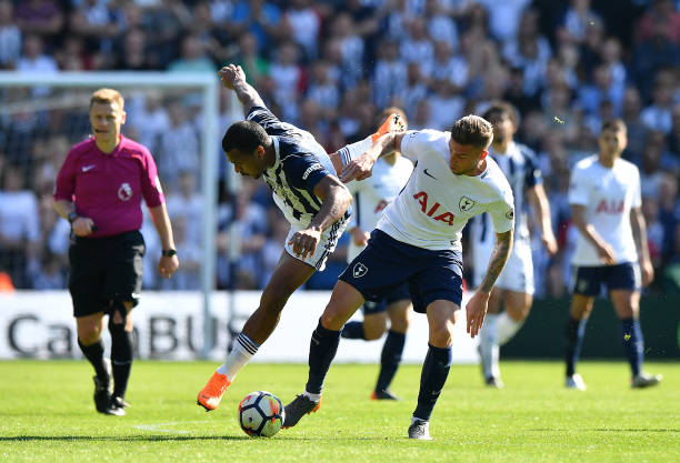 它都揭示了 它都揭示了