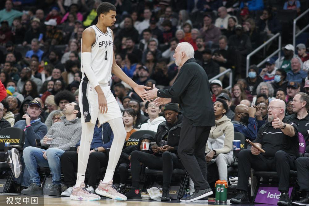 隨著加雷斯 隨著加雷斯