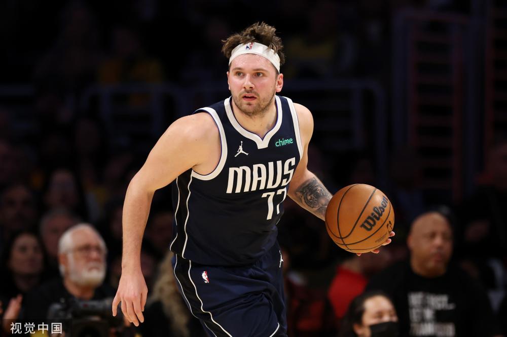 赛季中场比 赛季中场比